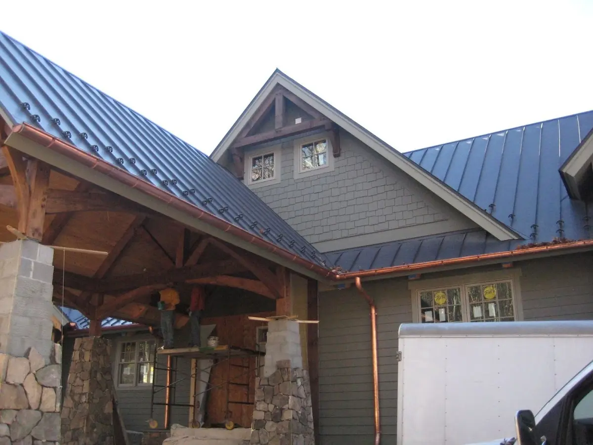 Craftsman Roofing team delivering quality roofing work in Maxim